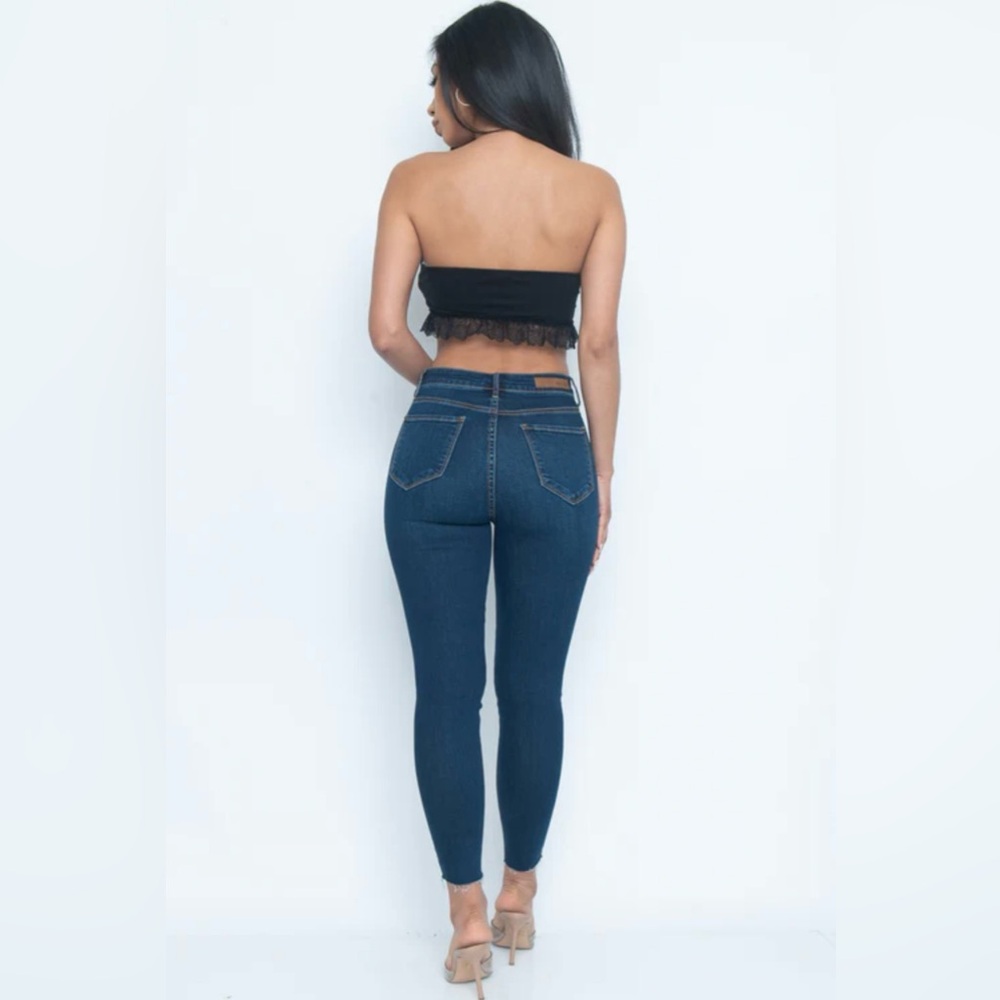 Floral Black Strapless Top - Picture 3 of 11